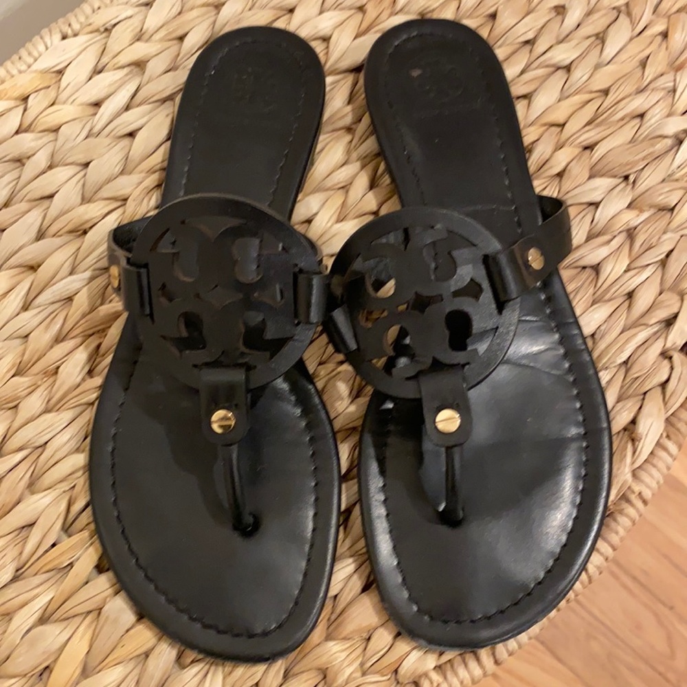 Black Tory Burch Miller size 8 in great condition